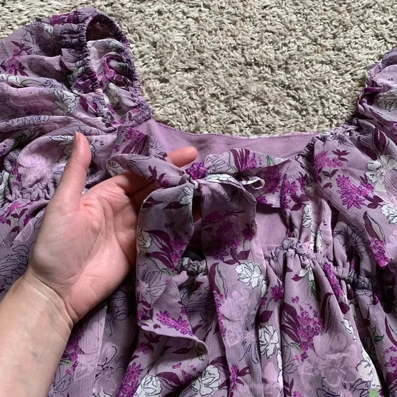 En saison Nwot floral puff sleeve top - Picture 15 of 15